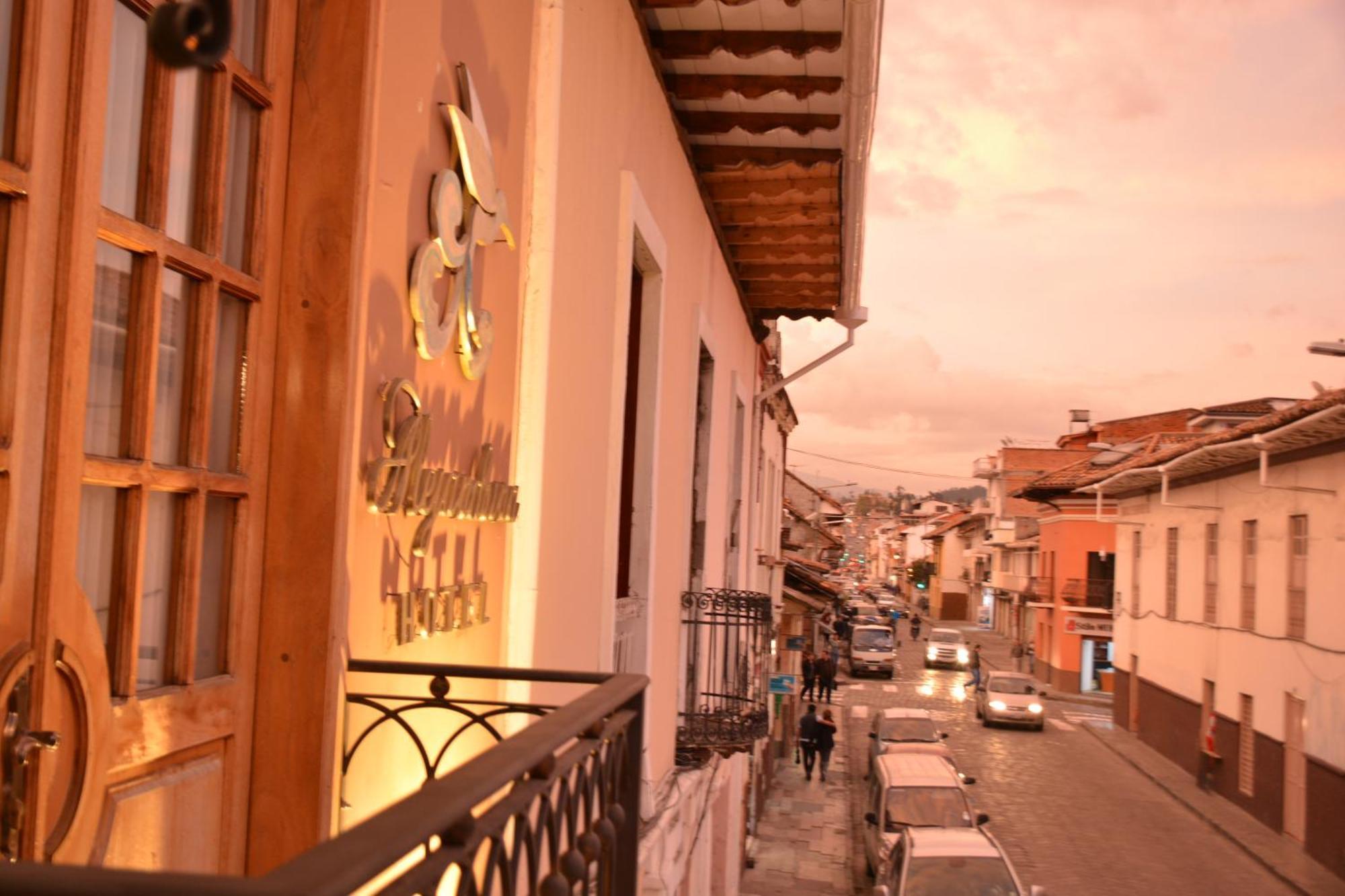 Alejandrina Hotel Cuenca Exteriör bild