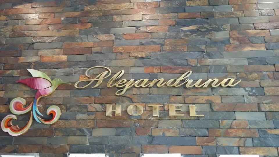 Alejandrina Hotel Cuenca Exteriör bild