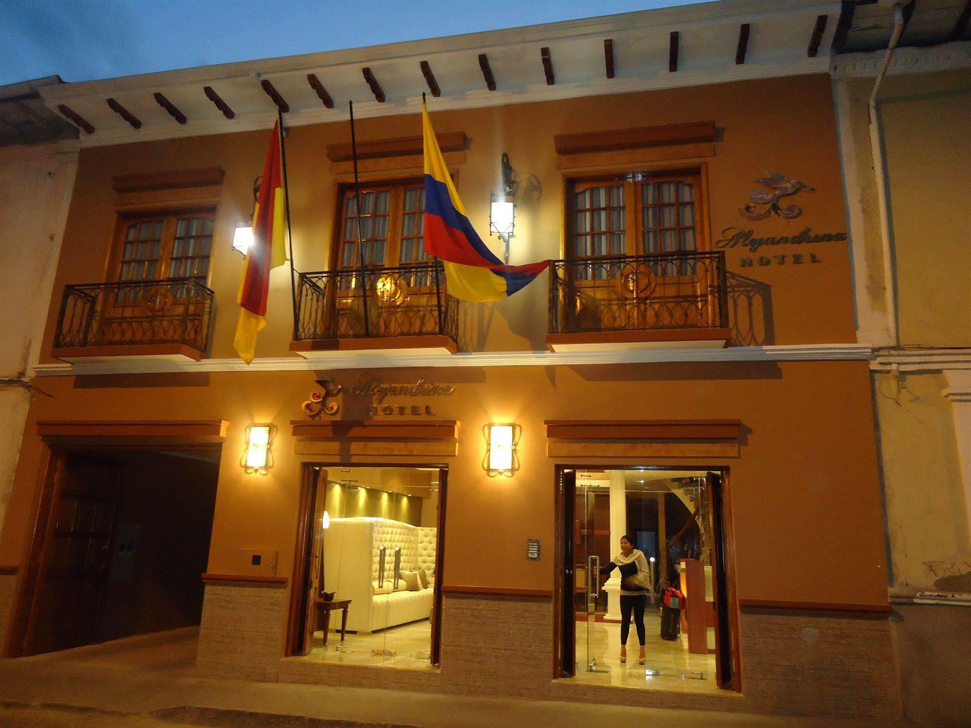 Alejandrina Hotel Cuenca Exteriör bild