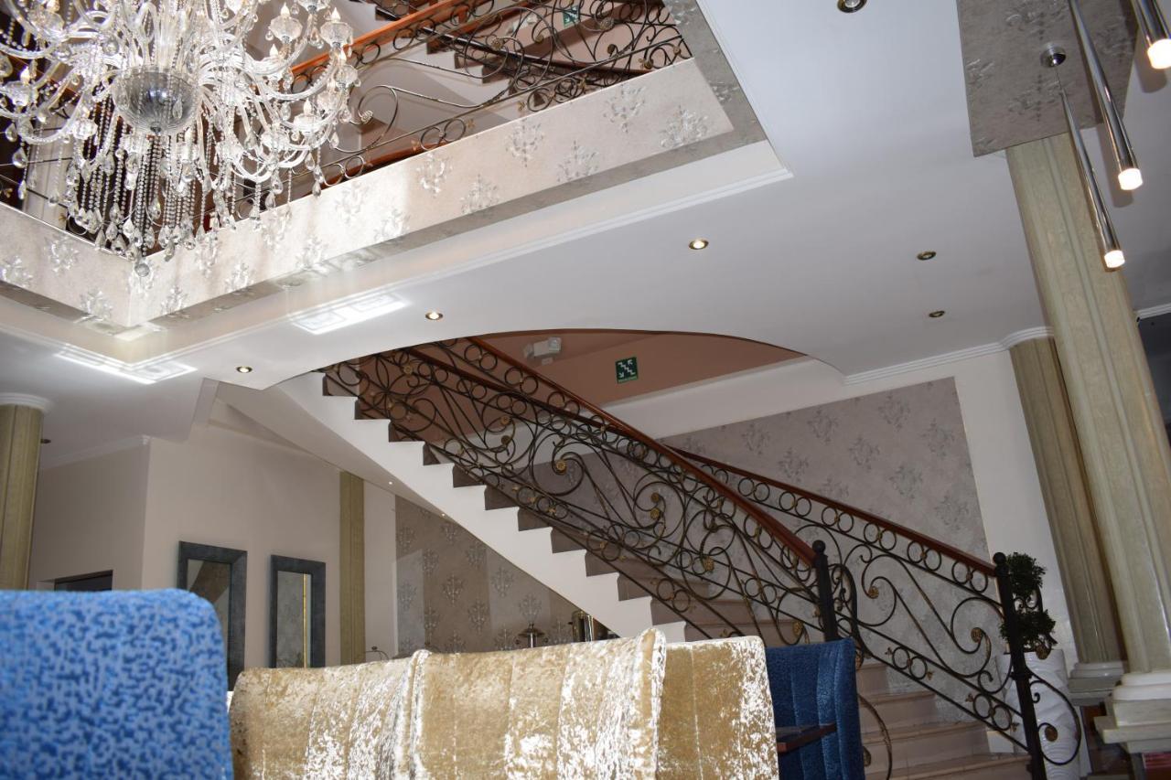 Alejandrina Hotel Cuenca Exteriör bild