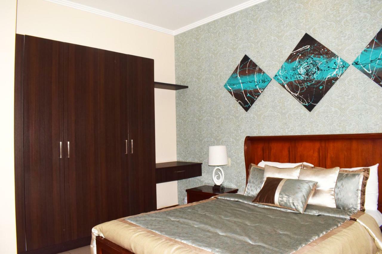 Alejandrina Hotel Cuenca Exteriör bild