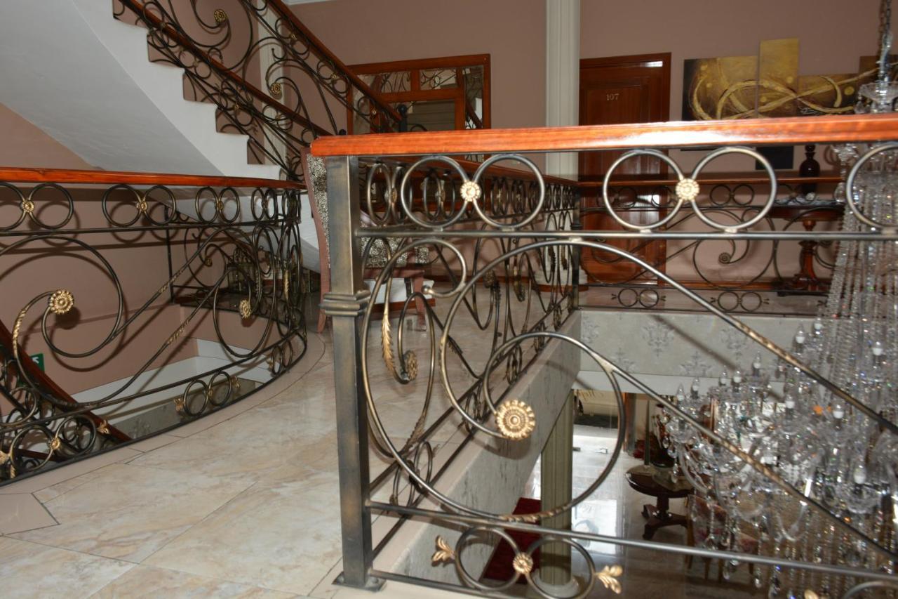 Alejandrina Hotel Cuenca Exteriör bild